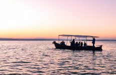 La barca i els dos monjos